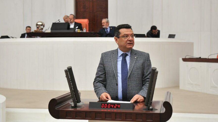 CHP’li Göker: Burs miktarı en az bin 150 lira olmalı