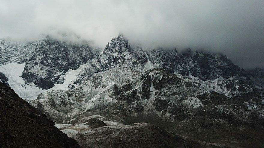Kaçkar Dağı’nın zirvesi beyaza büründü