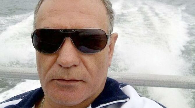 Ünlü müzisyenin Tayland’da bacağı kesildi, ülkede mahsur kaldı