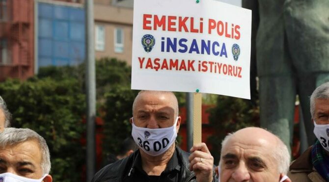 En düşük emekli aylığı asgari ücrete eşitlensin