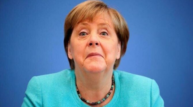 Merkel giderayak oy istedi! Dikkat çeken Uğur Şahin detayı