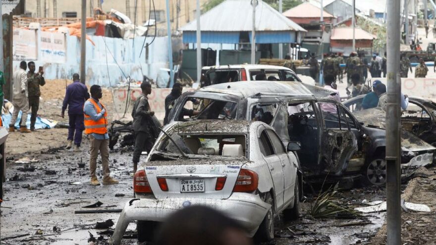 Somali’de Cumhurbaşkanlığı Sarayı yakınında bombalı saldırı: En az 8 ölü