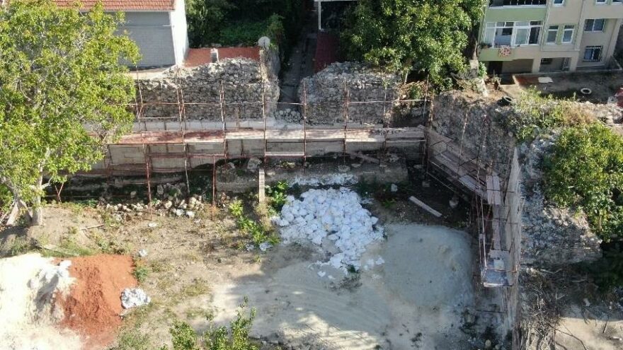 Çatalca’da tarihi surlarda restorasyon tartışması