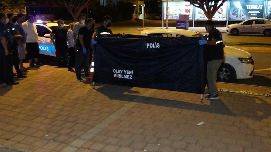Antalya’da bir kişi araçta ölü bulundu