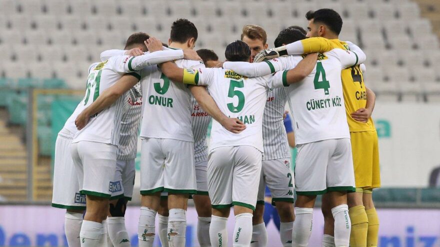 Bursaspor’da iki futbolcu affedildi