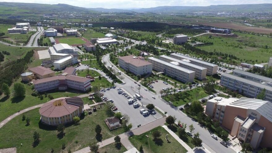 Cumhuriyet Üniversitesi’nde özelleştirme skandalı
