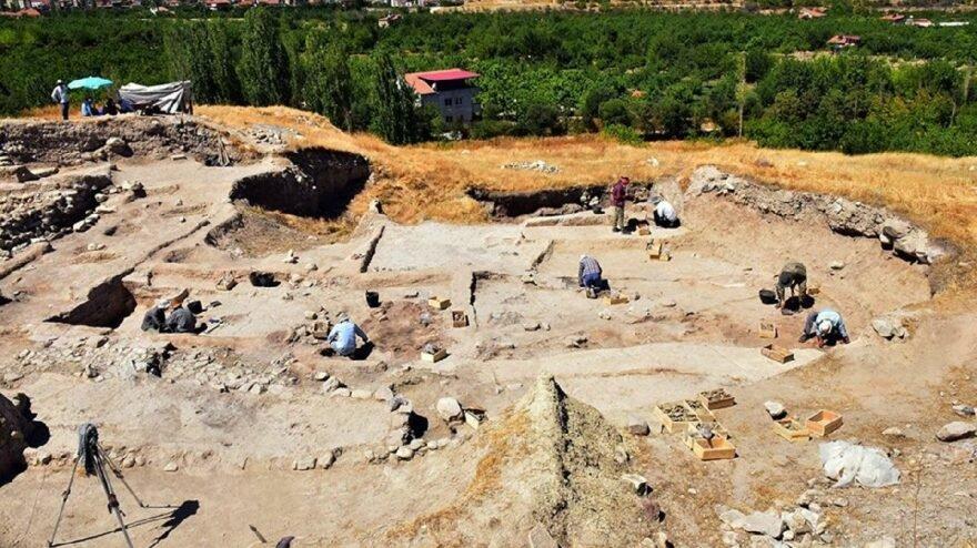 Arslantepe Höyüğü’nde 5 bin yıl önceden kalma 2 çocuk iskeleti bulundu