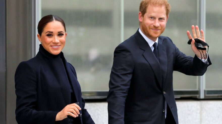 Prens Harry ve Meghan Markle’a özel jet eleştirisi