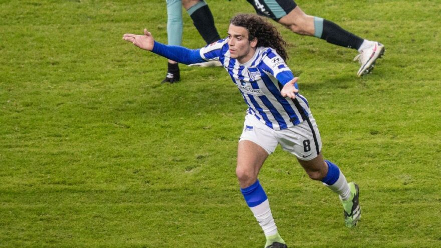Galatasaray’ın rakibi Marsilya’da futbolcular birbirine girdi