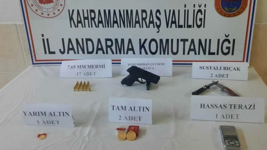 Sahte altın satan şüphelinin yaşı kadar sabıkası çıktı