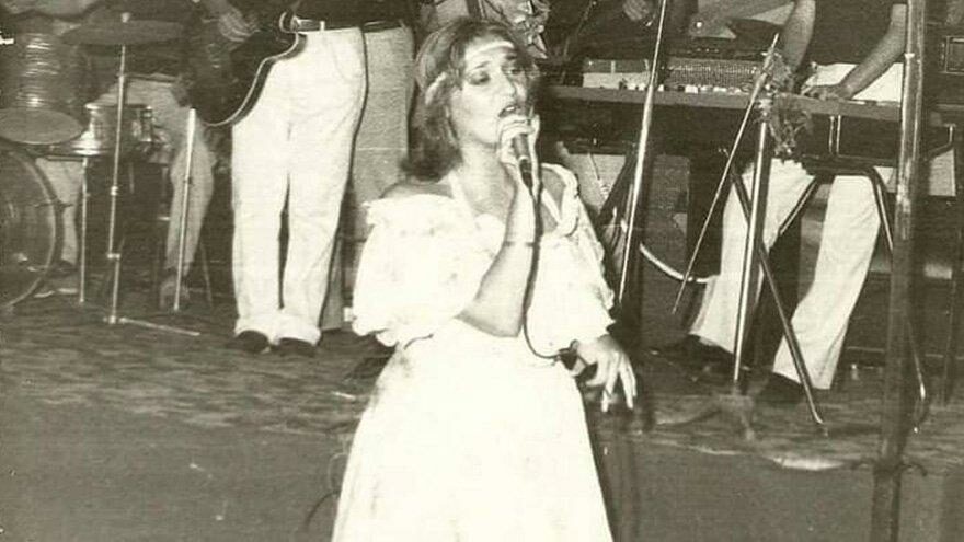 Şarkıcı Efkariye hayatını kaybetti