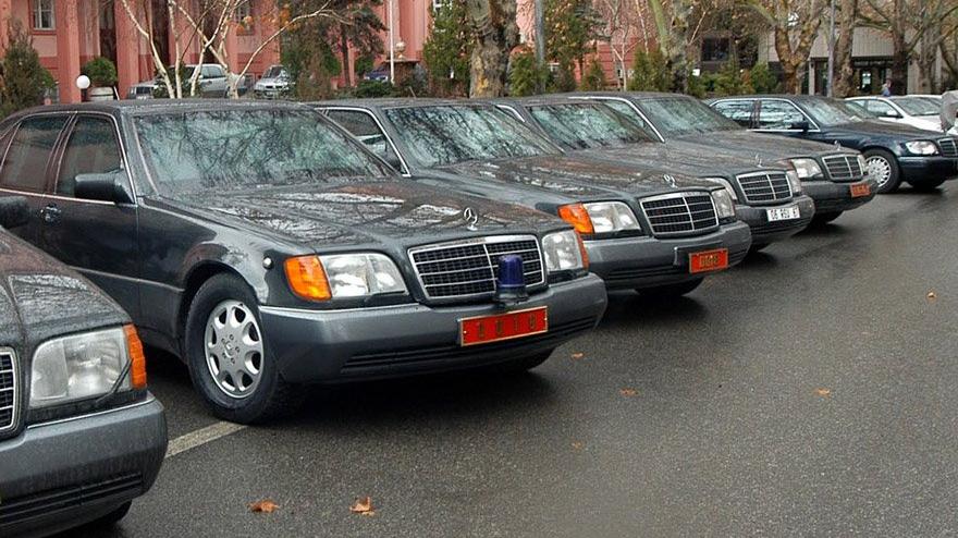 DSİ’de ithal araç merakı pahalıya mal oluyor