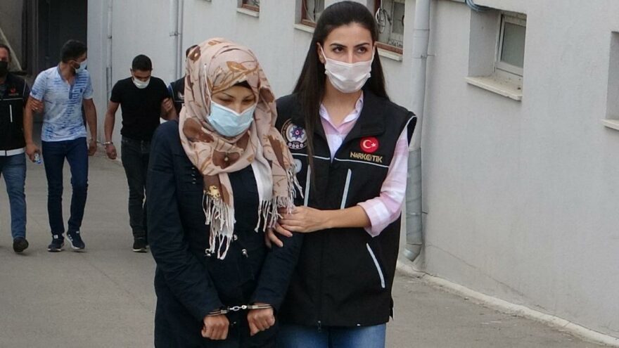 Vites kutusundan çıkan uyuşturucuyu hamile kadın üstlendi