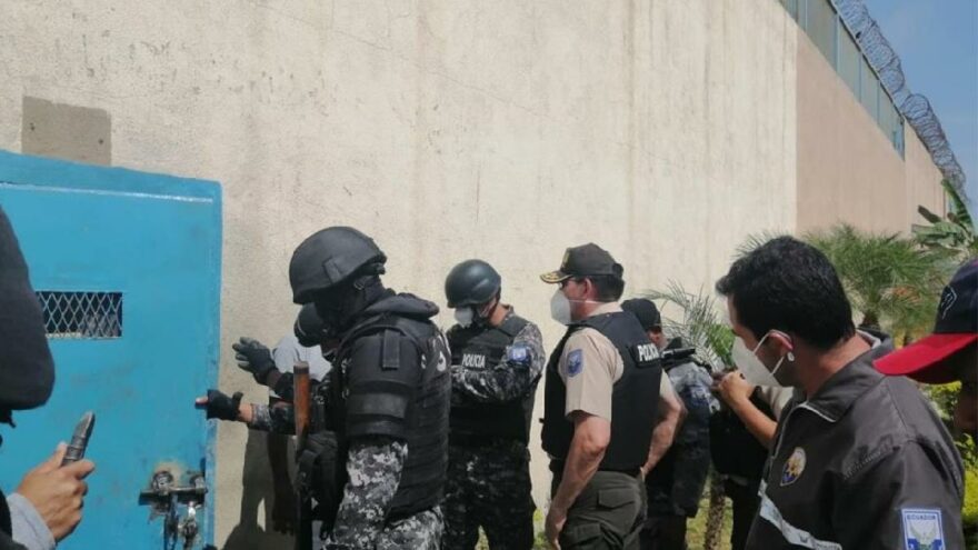 Ekvador’da gerginlik! Mahkumlar polise ateş açtı