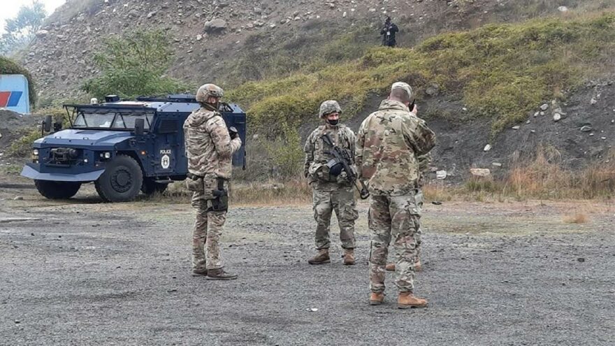 Araç plakası iki ülkeyi savaşın eşiğine getirdi! AB devreye girdi, NATO güçleri sınıra konuşlandı