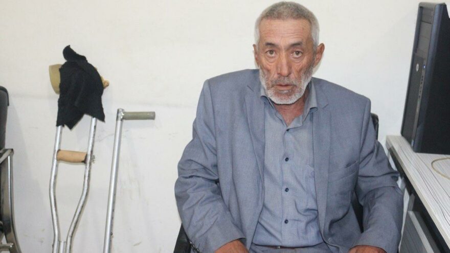 Hırsızlar yürüme engelli vatandaşın akülü sandalyesine göz koydu