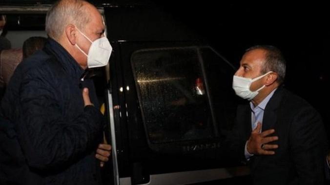 Vali’den AKP’li Kurtulmuş’a padişah karşılaması
