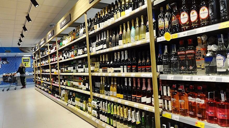 Free shop ve Kıbrıs iç satışlara kaydı, içki pazarı toparlandı