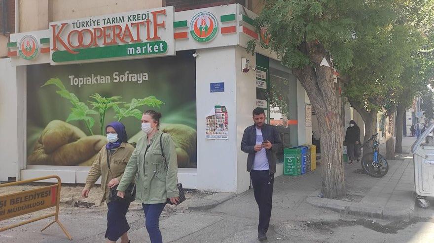Bizim de maaşımız onun kadar olsaydı uygun derdik