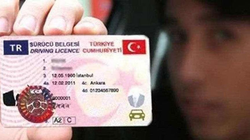 2 milyon kişinin ehliyeti kimlik kartına aktarıldı
