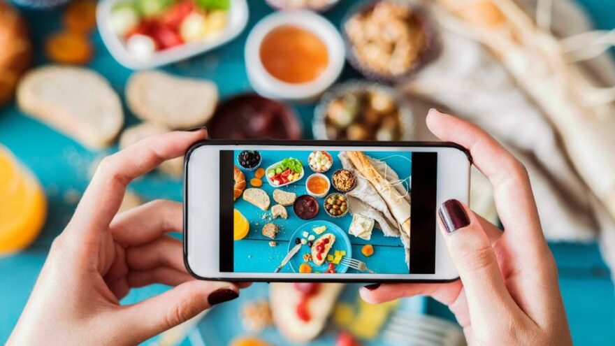 Uzmanlar uyardı: Instagram’da yemek fotoğrafı paylaşmak kilo aldırıyor