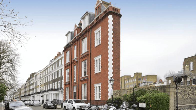 Londra’nın en ince evi 1 milyon dolara satışa çıktı