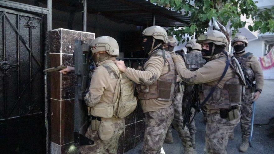 Bursa’da silah tacirlerine şafak operasyonu: 32 gözaltı