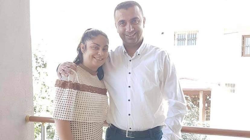 Aşı olmayan 8 aylık hamile Burcu, corona virüsten yaşamını yitirdi