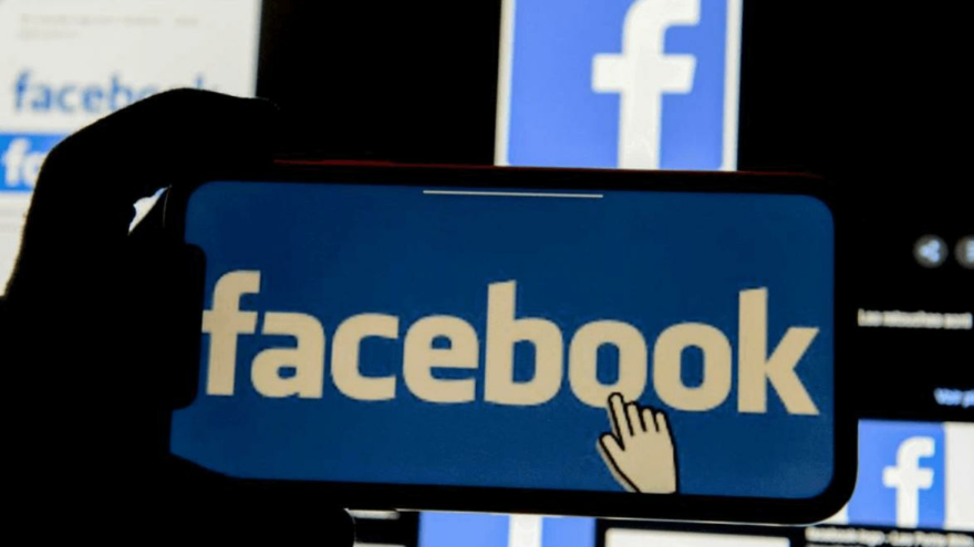 Sahte yorum yazan işletmeler Facebook’a sızdı