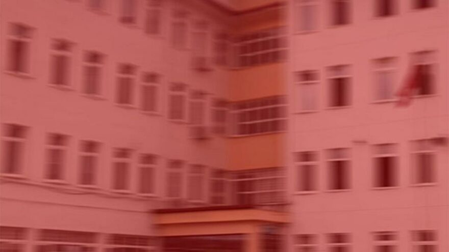 Üniformasız öğrenciler okula alınmadı iddiası! İnceleme başlatıldı