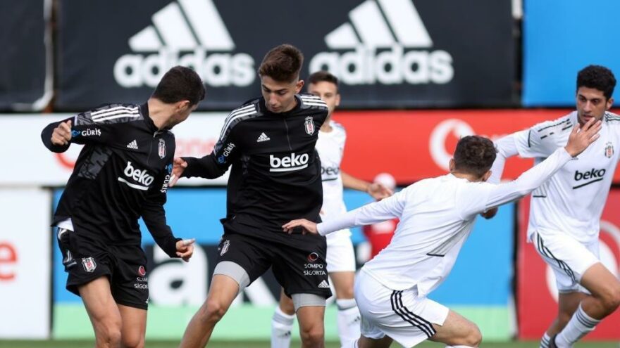 Beşiktaş, U-19 Akademi Takımı ile antrenman maçı yaptı