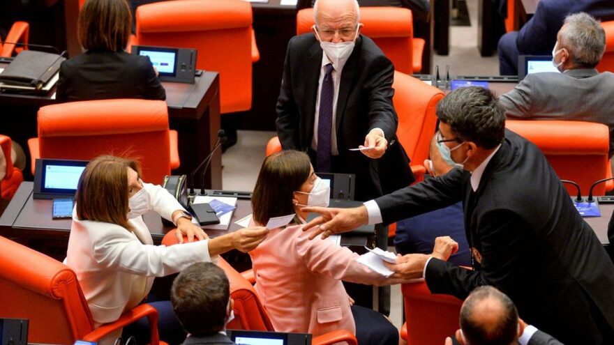 Meclis’te gerginlik