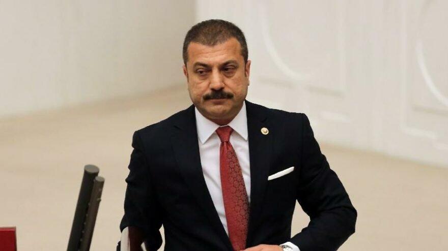 Faizde Türkiye dünyadan yine ayrıştı
