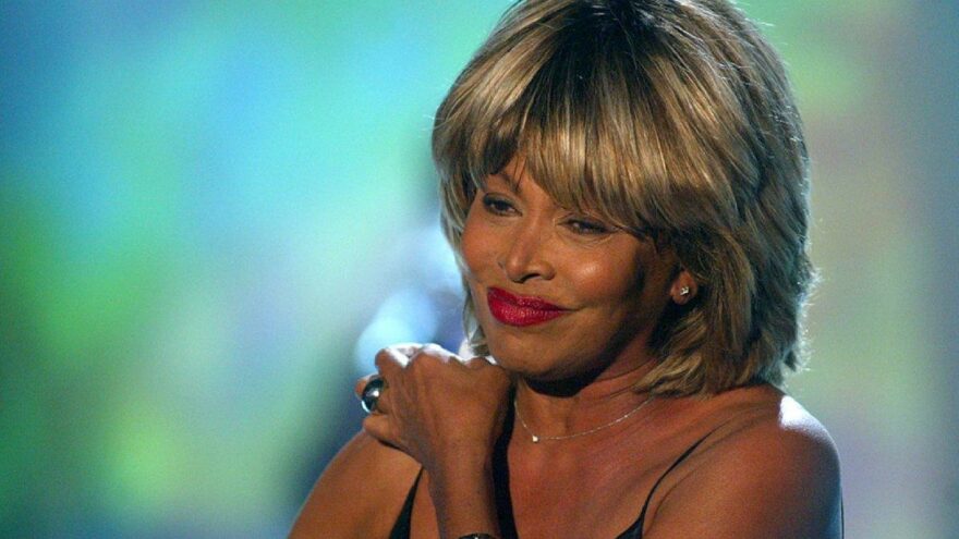 Tina Turner 60 yıllık müzik kataloğunu BMG’ye sattı