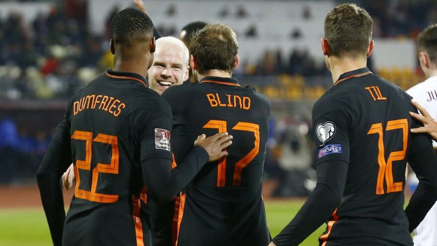 Hollanda, Letonya karşısında 3 puanı tek golle aldı