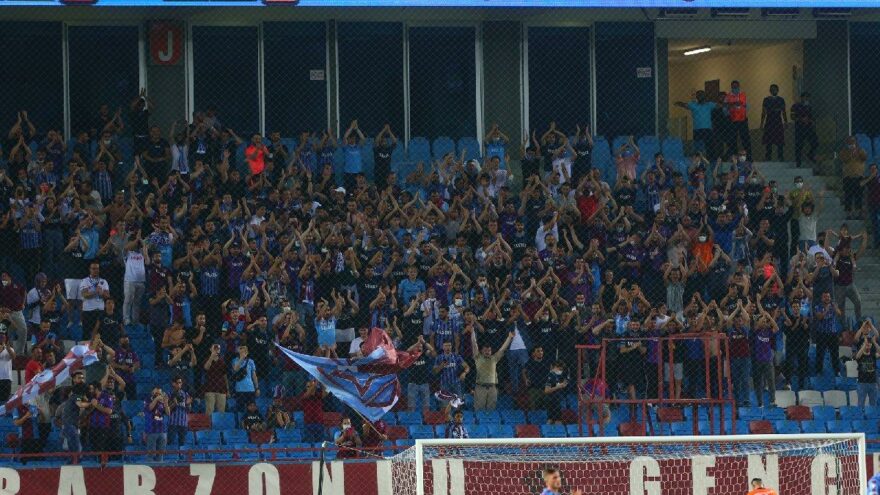 Trabzonspor Yönetim Kurulu, taraftar gruplarının isteğini kabul etti