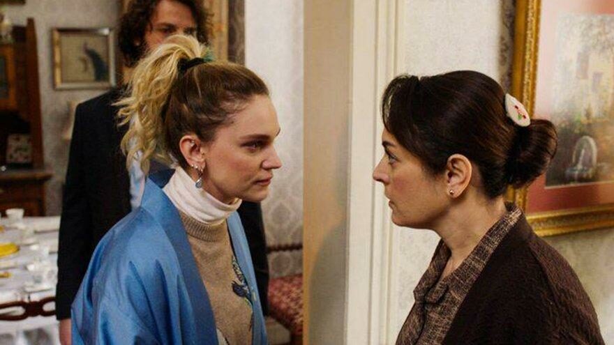 Oyuncular Sendikası: Ezgi Mola ve Farah Zeynep Abdullah’ın yanındayız
