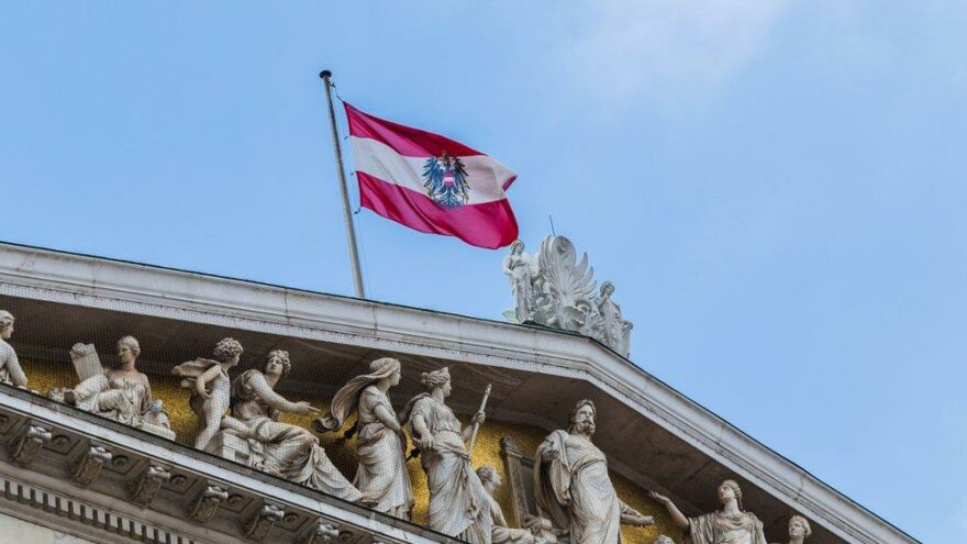 Avusturya’da Kurz sonrası hükümet şekilleniyor: Fransa Büyükelçisi Linhart Dışişleri Bakanı olacak