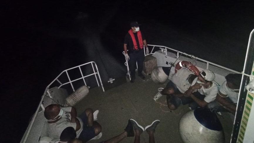 Bodrum’da 25 kaçak göçmen yakalandı, 7 kaçak göçmen de kurtarıldı