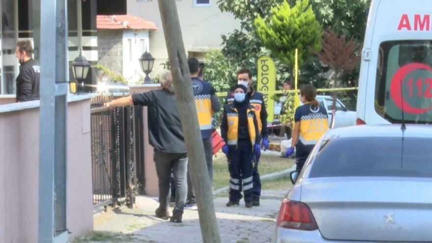 Karısını silahla öldürüp, başında bekledi