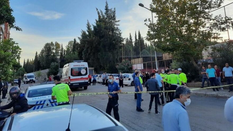Eski eşinin kocasına otomobil ile çarpıp metrelerce sürükledi