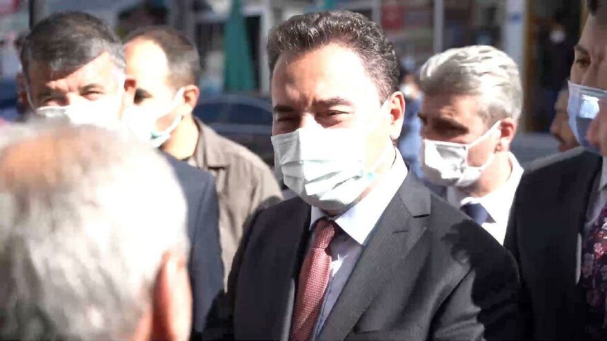 Babacan’dan ‘telefonla konuşmaktan korkuyoruz’ diyen vatandaşa: Korkmadan yürüyeceğiz