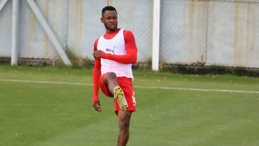 Sivasspor’da Leke James sevinci