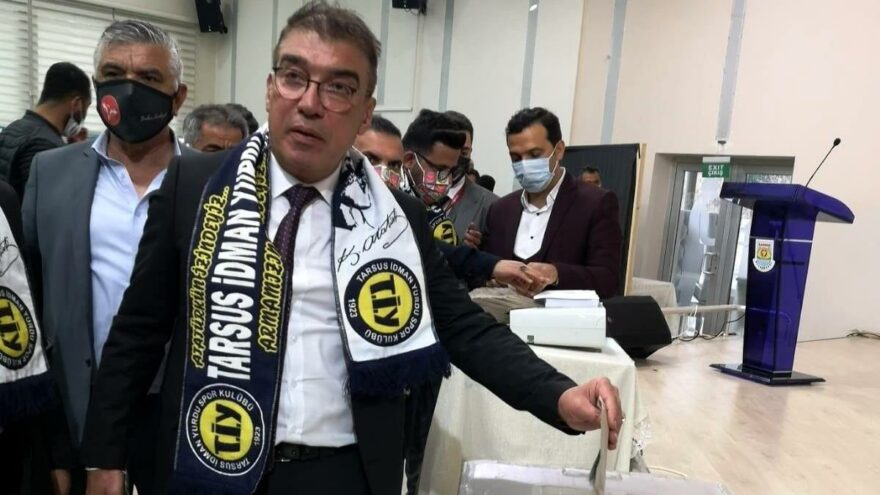 Futbolcularına ‘eşek’ diyen başkan isyan etti: ‘Asıl eşek benmişim’