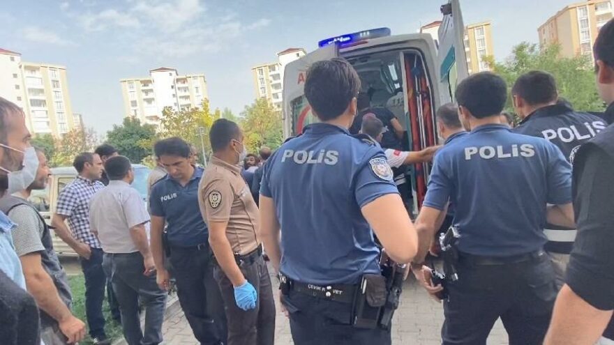 Evine çağırdığı çalışanını öldürdü