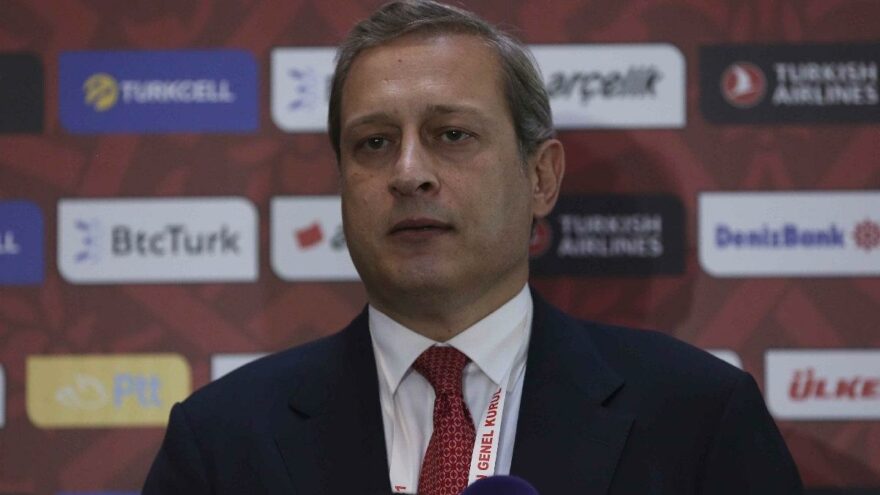Galatasaray Başkanı Burak Elmas, sarı kırmızılı kulübün faiz borcunu açıkladı