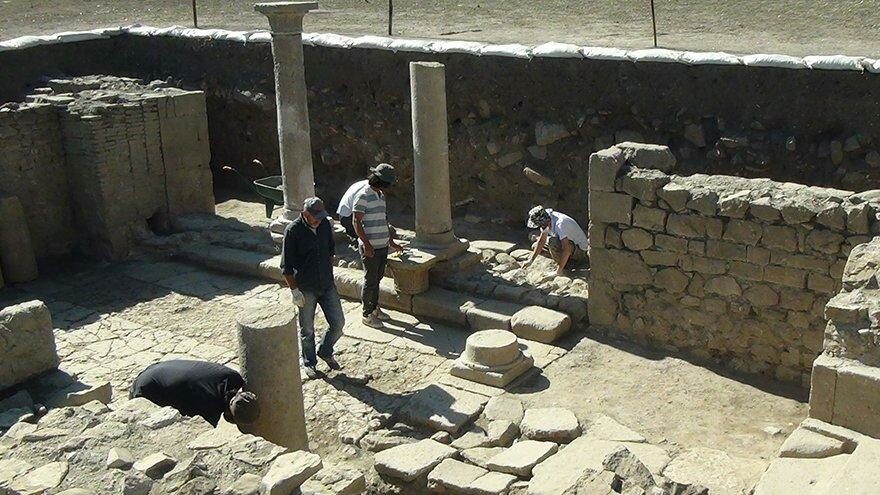 Gümüşhane’de Urartu savaşçısının bronz kemeri bulundu