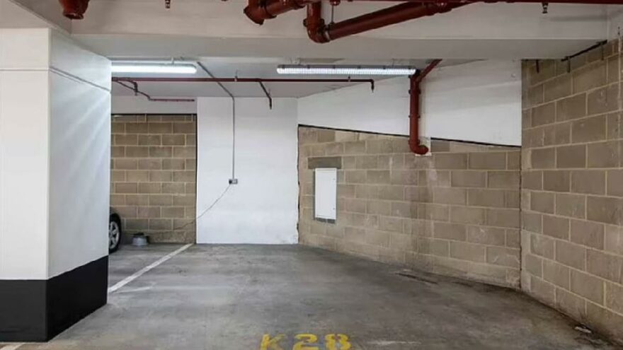 İngiltere 3 milyon TL’lik otoparkı konuşuyor: İçine araç sığmıyor