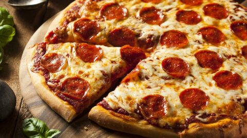 Siber saldırıya uğrayan Dominos Pizza müşterilerini uyardı: Şifrenizi değiştirin