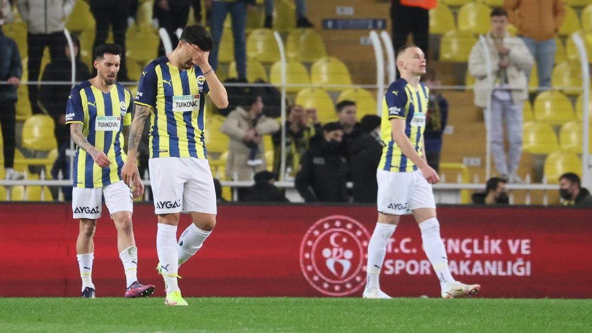 Kadıköy'de ilklerin gecesi! F.Bahçe tek golle yıkıldı